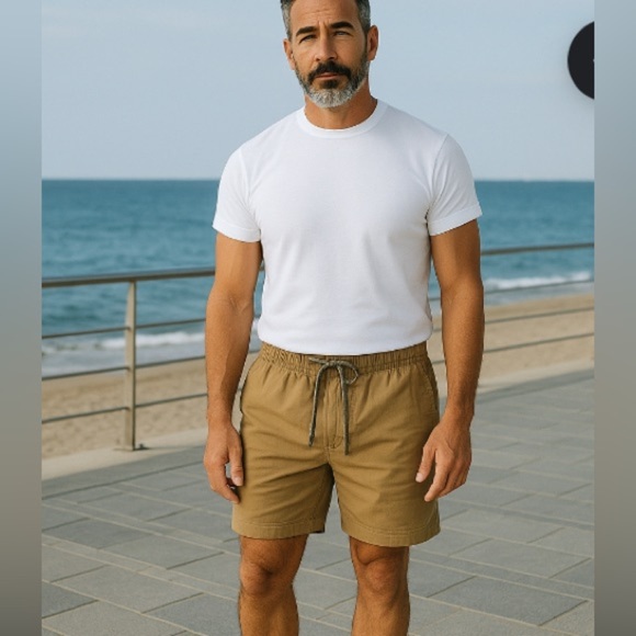 Aeropostale Other - Aeropostale Men's Tan Shorts